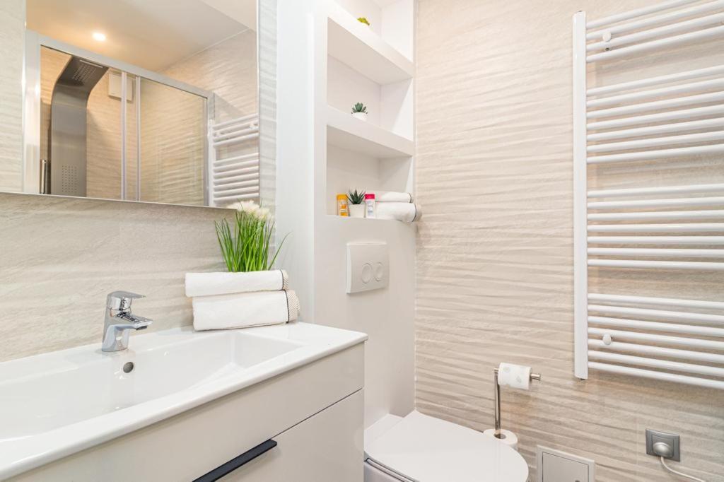 N&G New Apartment Stoja Beach Pula Ngoại thất bức ảnh